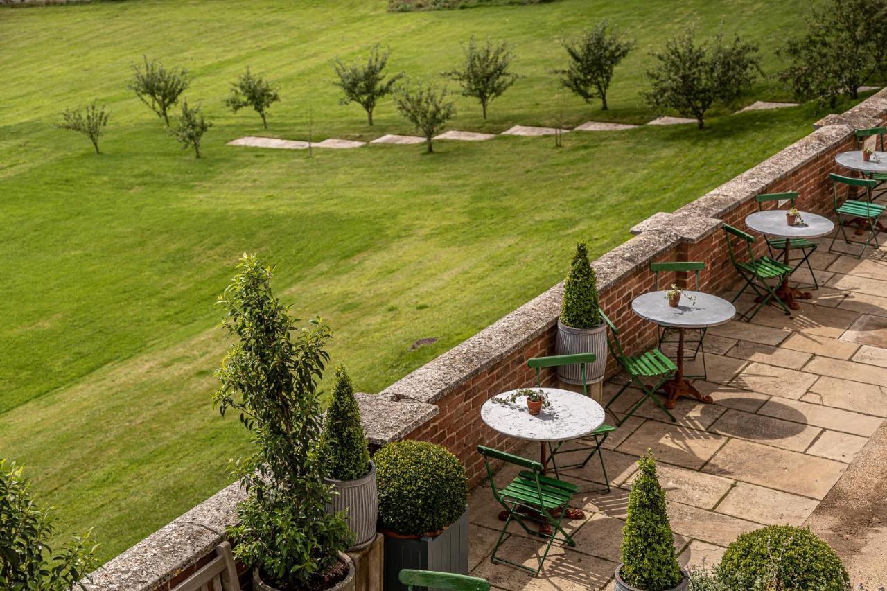 The Talbot, Malton, North Yorkshire Pension Buitenkant foto